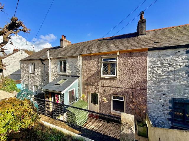 House for sale in Strode, Devon