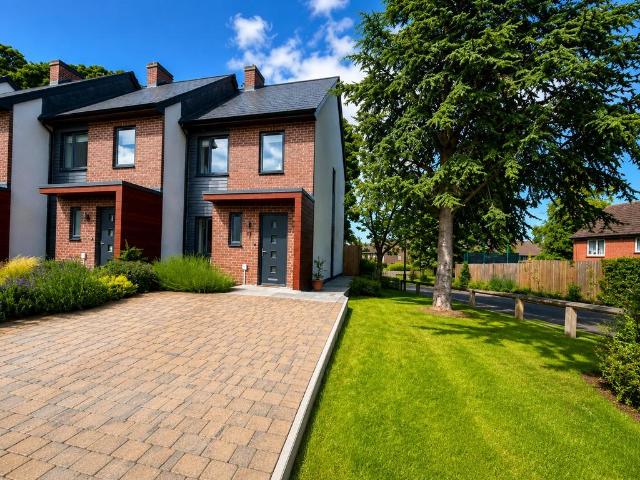 House for sale in High Harrogate, Harrogate