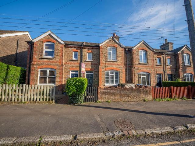 House for sale in Perryfields, West Sussex
