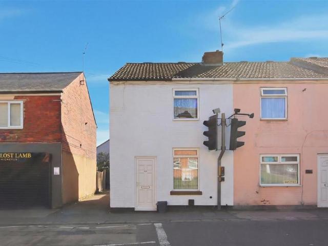 House for sale in Loundsley Green, East Midlands
