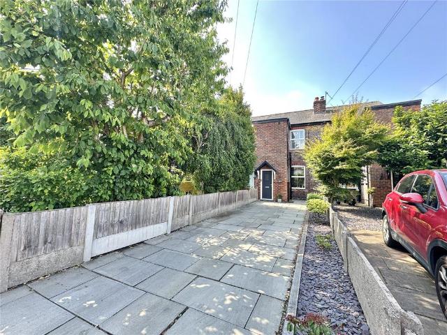 House for sale in Ashton upon Mersey, Trafford Park