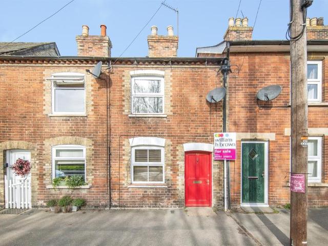 House for sale in Chelmondiston, Suffolk