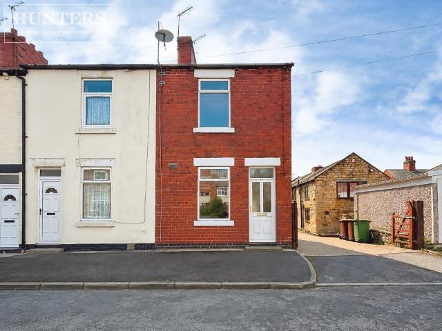 House for sale in South Hiendley, West Yorkshire