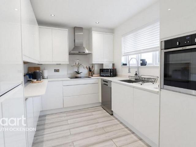 House for sale in South Ockendon, Essex