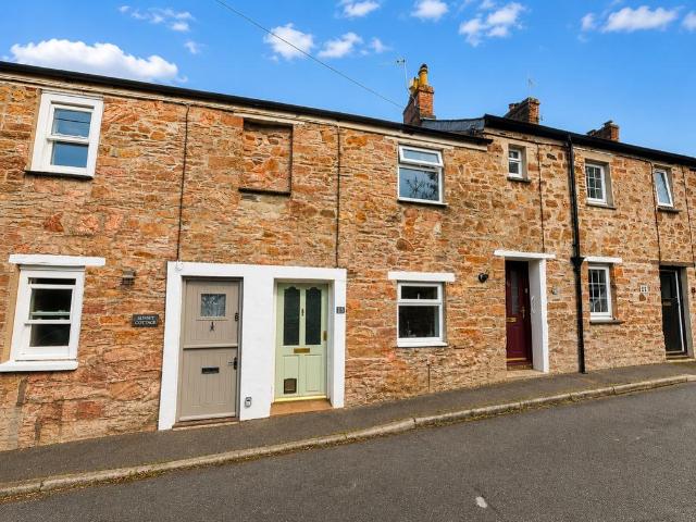 House for sale in Lostwithiel, Cornwall