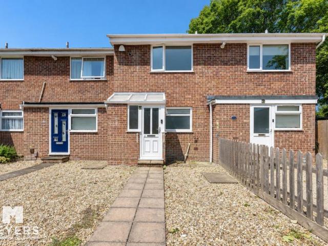 House for sale in Burton and Winkton, Burton