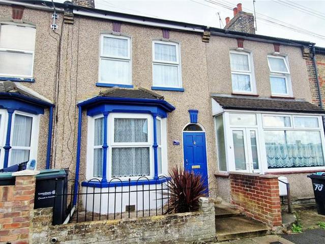 House for sale in Kings Farm, Hamerton