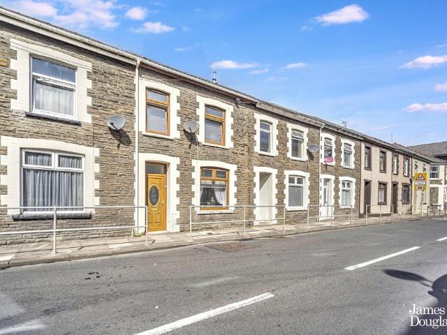 House for sale in Pontypridd, Wales