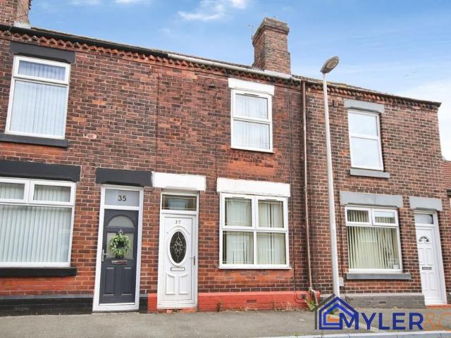 House for sale in Halton View, Widnes