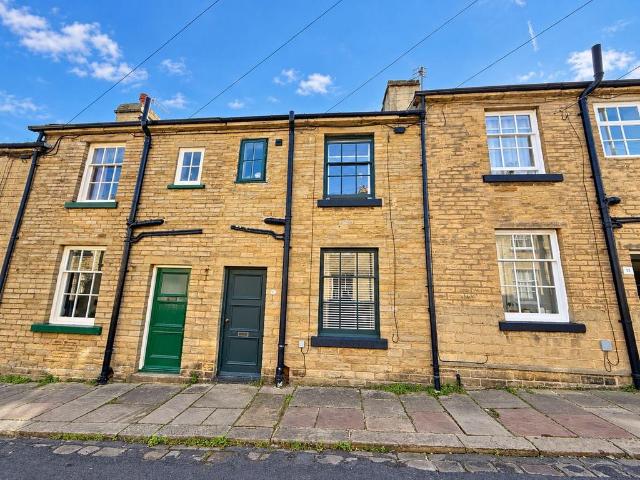 House for sale in Saltaire, Bradford