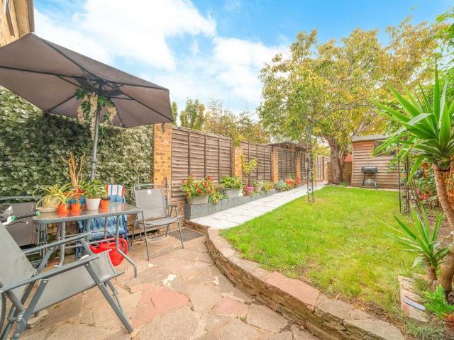House for sale in Beeches Community Board, Burnham