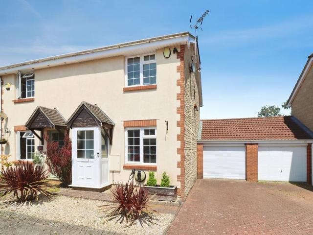 House for sale in Conham, Kingswood