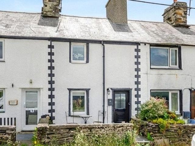 House for sale in Ffestiniog
