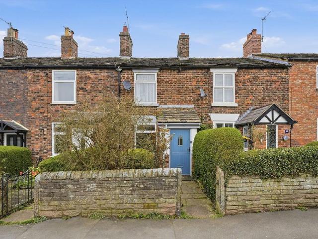 House for sale in Sutton