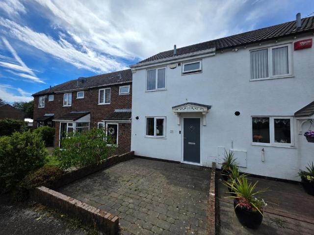 House for sale in Oxclose, Washington