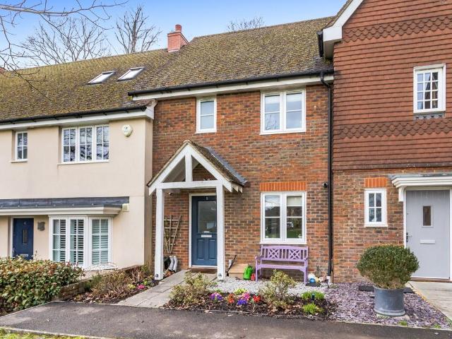 House for sale in Perryfields, West Sussex