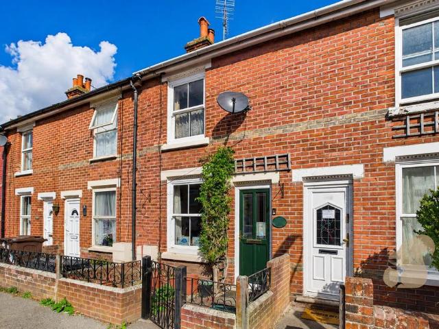 House for sale in Hythe, Colchester