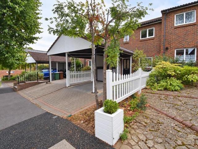 House for sale in Highams Park, Greater London