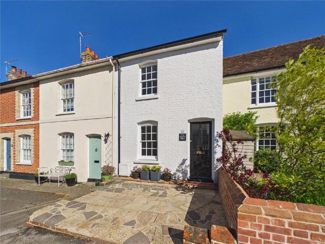 House for sale in Chelmondiston, Suffolk