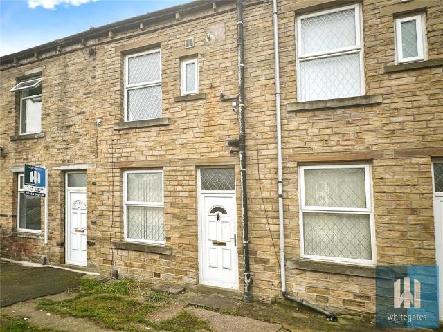 House for sale in Huddersfield, West Yorkshire