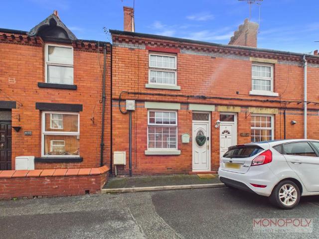 House for sale in Ruabon, Wales