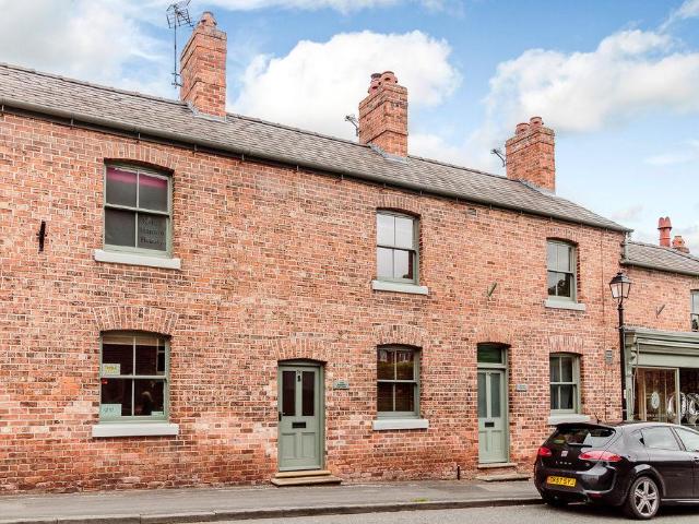 House for sale in Tarvin, Cheshire