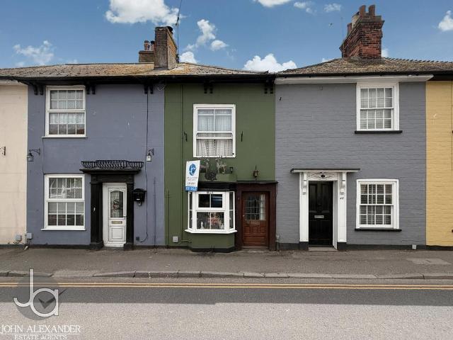 House for sale in Dale Hill, Essex