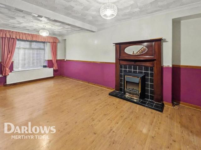 House for sale in Troed-y-rhiw, Troedyrhiw