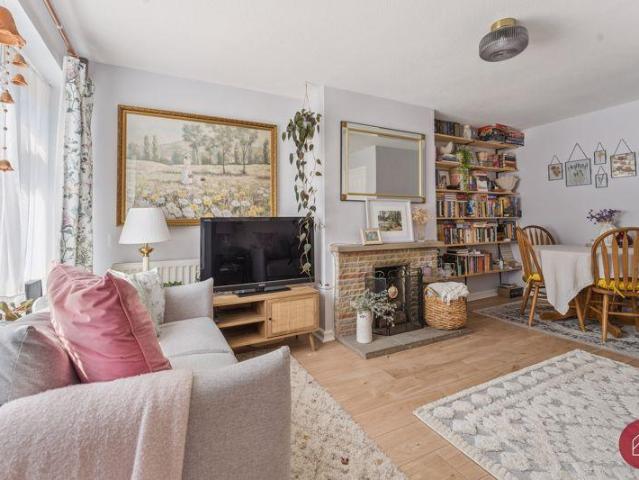 House for sale in The Slade, Oxfordshire