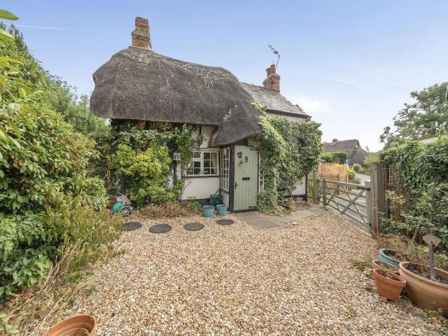 House for sale in Newton Longville, Buckinghamshire