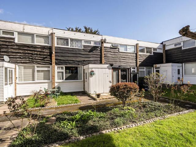 House for sale in New Eltham, Greater London