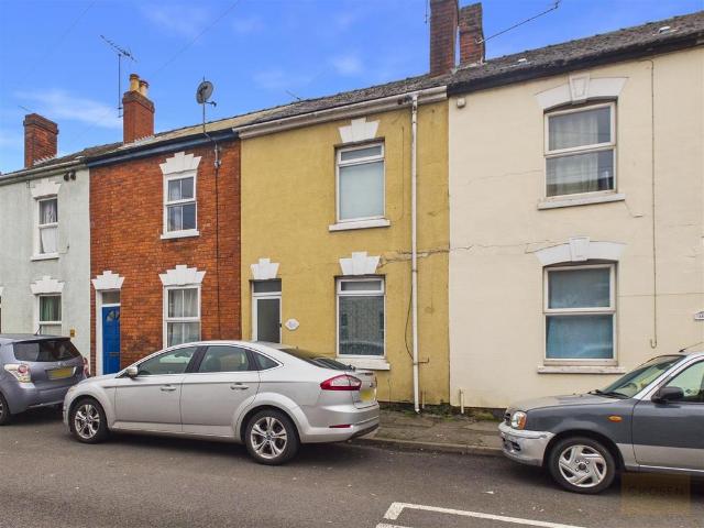House for sale in Barton, Gloucester