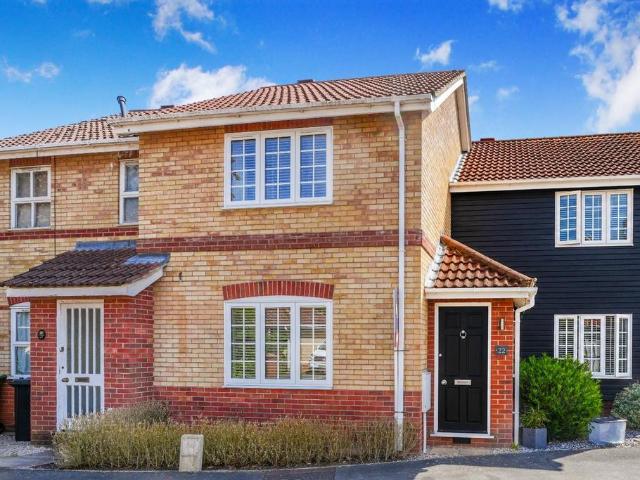 House for sale in Chelmondiston, Suffolk