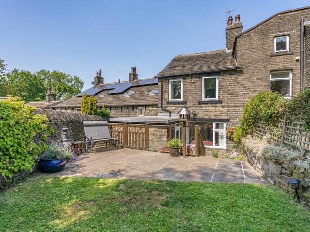 House for sale in Ripponden, West Yorkshire