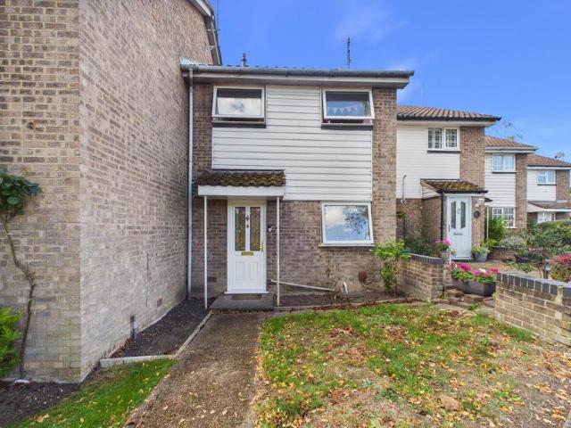House for sale in Hanworth, Bracknell