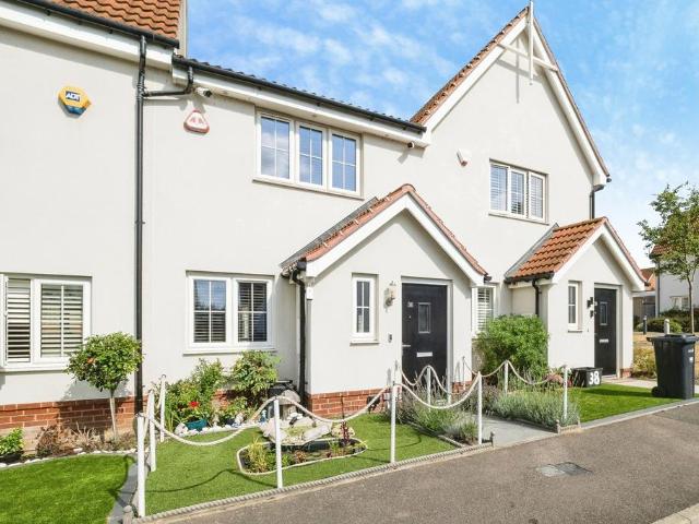House for sale in Greater London