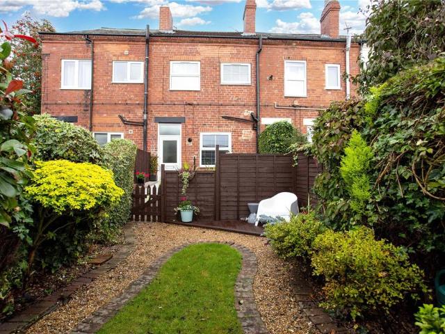 House for sale in Carlton, Leeds