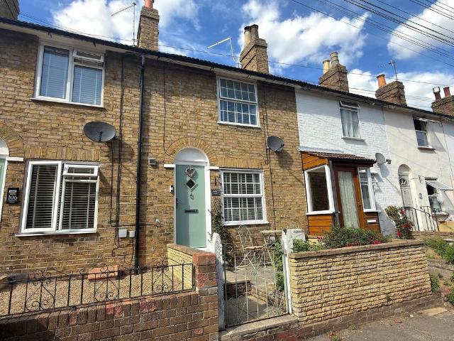 House for sale in Oad Street, Kent