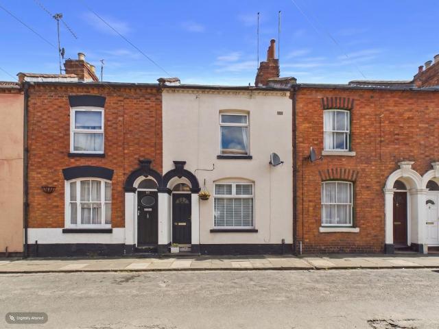 House for sale in Semilong, Northampton