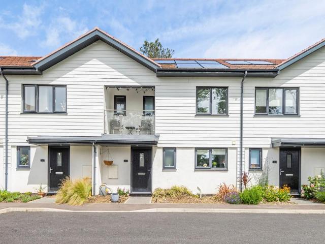 House for sale in Stokesby, Norfolk