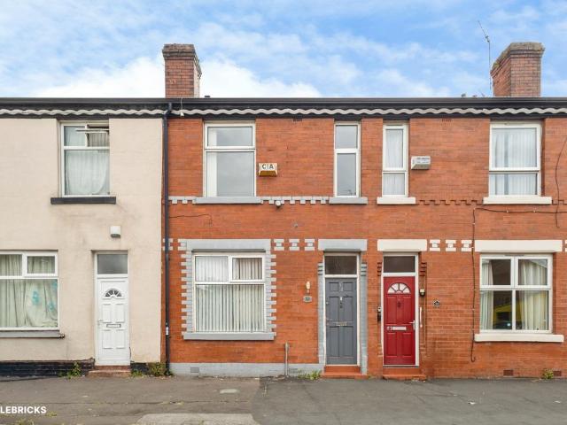 House for sale in Georgia, Greater Manchester