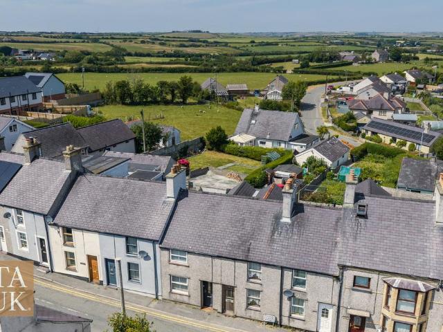 House for sale in Llannerch-y-Medd