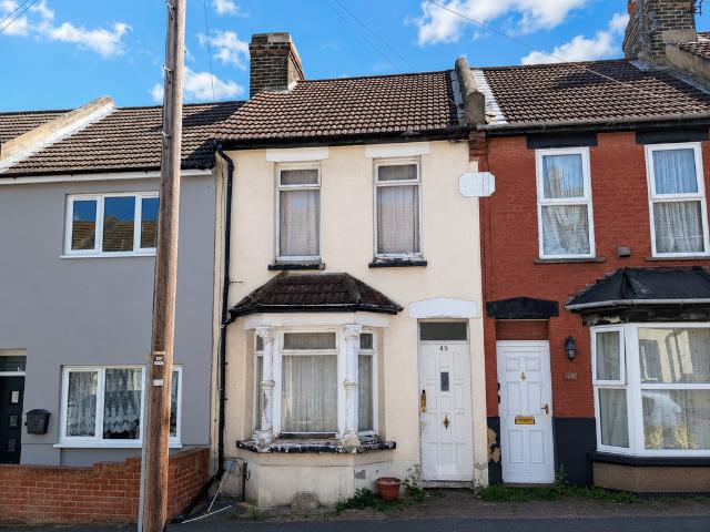House for sale in Luton, Chatham