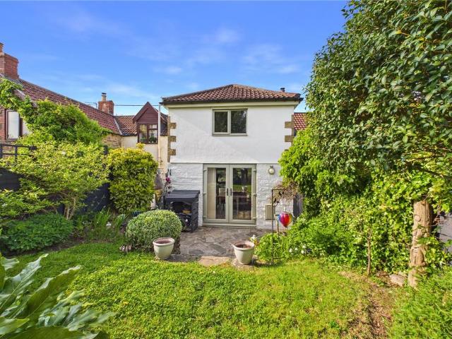 House for sale in Hallatrow