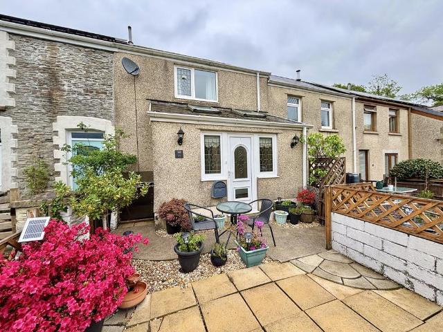House for sale in Cilybebyll, Alltwen