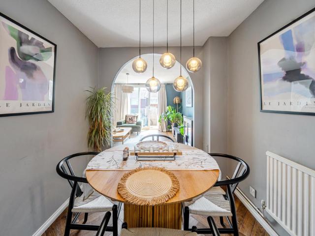 House for sale in London Borough of Lewisham, Forest Hill