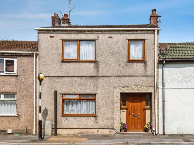 House for sale in Capel, Felinfoel