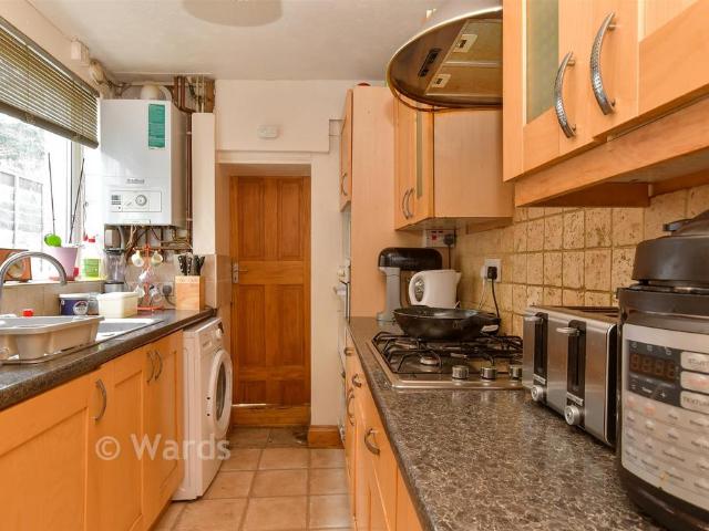 House for sale in Stone, Monks Orchard