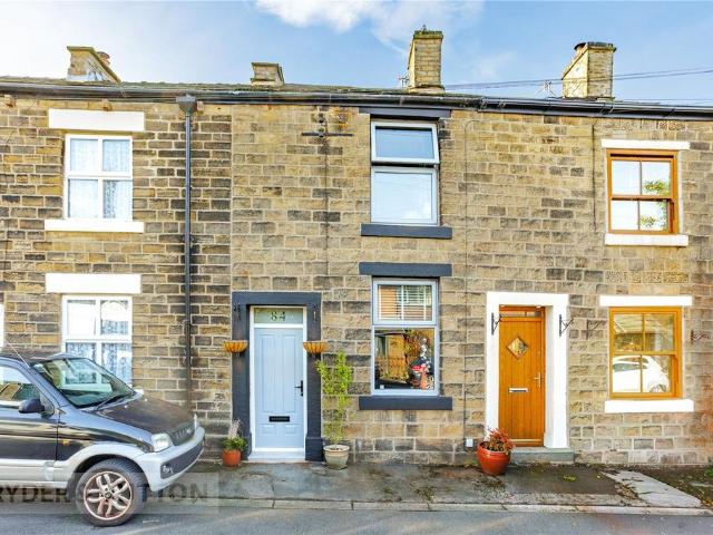 House for sale in Padfield, High Peak