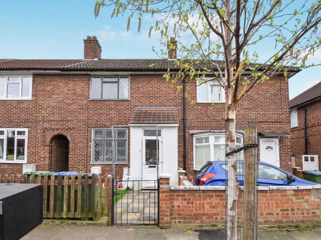 House for sale in Kidbrooke, Greater London